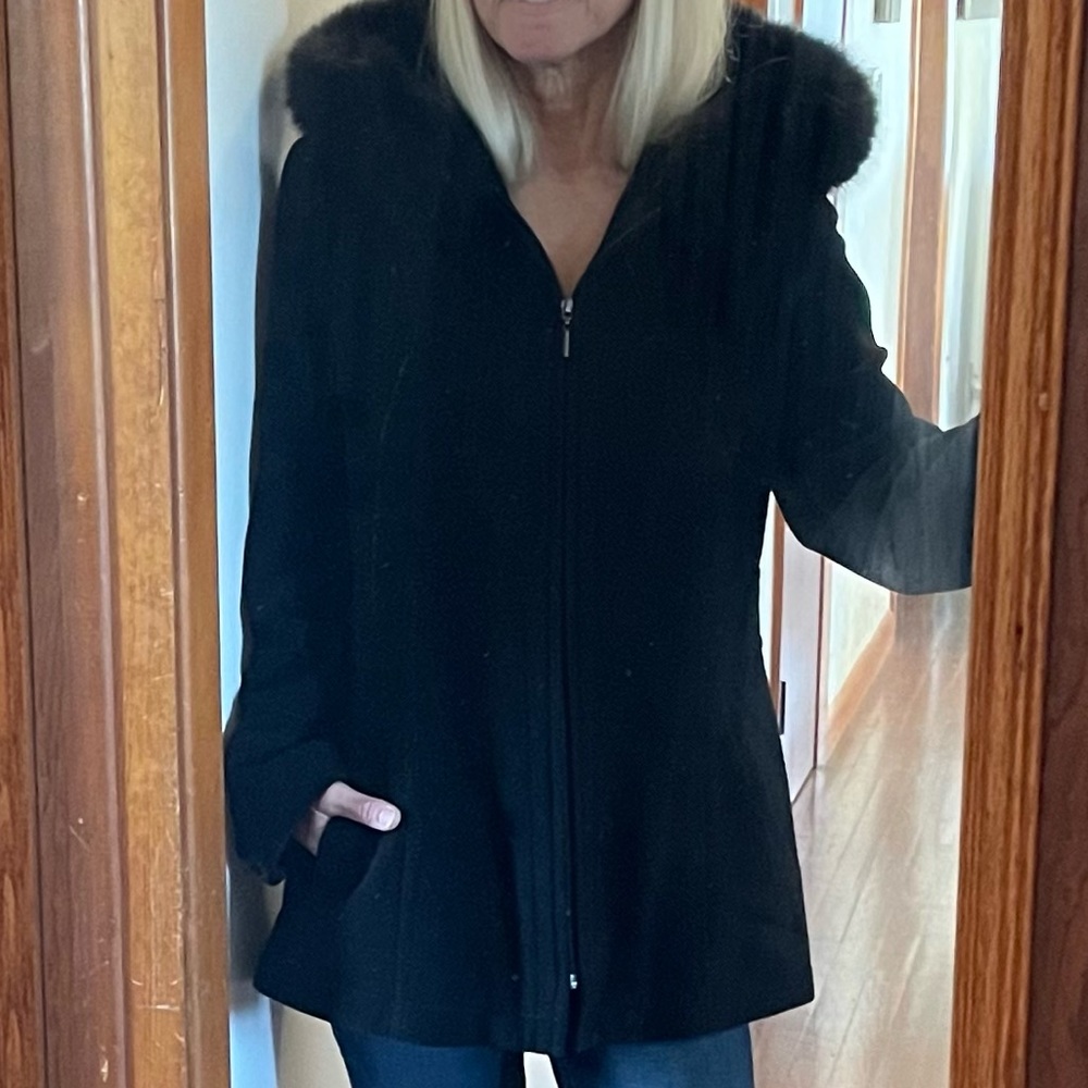 ITALIAN VIRGIN WOOL & CASHMERE COAT FOX FUR TRIMMED HOOD MEDIUM by KRISTEN BLAKE